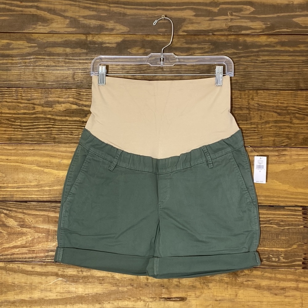 4" Maternity Full Panel Stretch Khaki Shorts - Picture 5 of 9